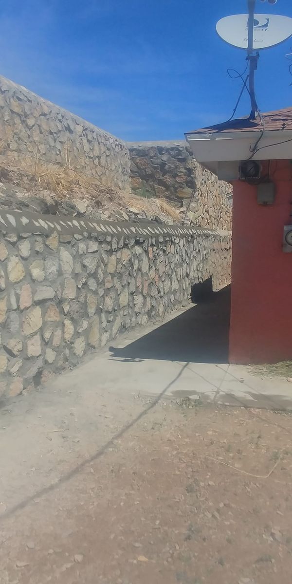 Retaining Wall Construction for Delatorre Construction in El Paso, TX