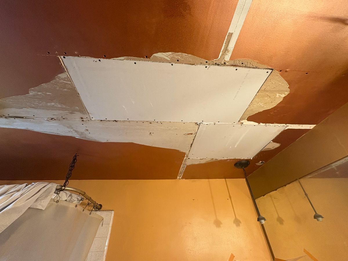 Drywall Finisher(Plastering) for ACP Drywall Repair  in Los Angeles, CA