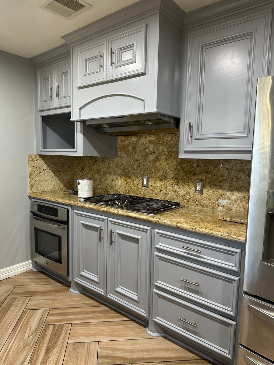 Kitchen and Cabinet Refinishing for AGD Painting in Kingwood, TX