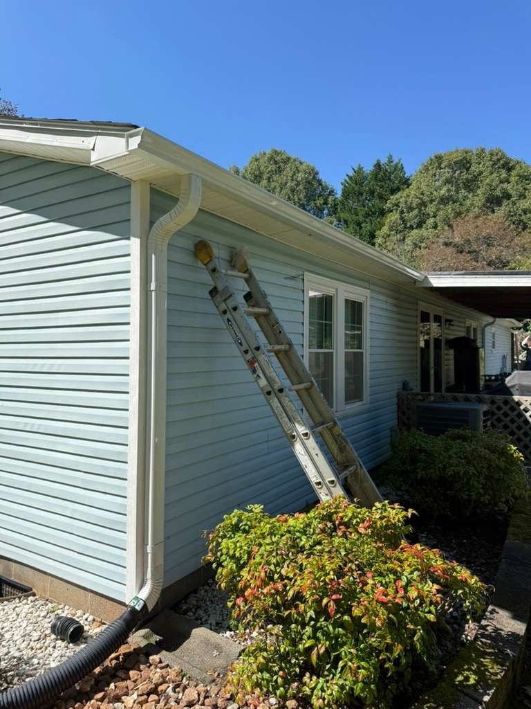 Gutter Repairs for Rocky River Contractors, LLC in Charlotte, North Carolina