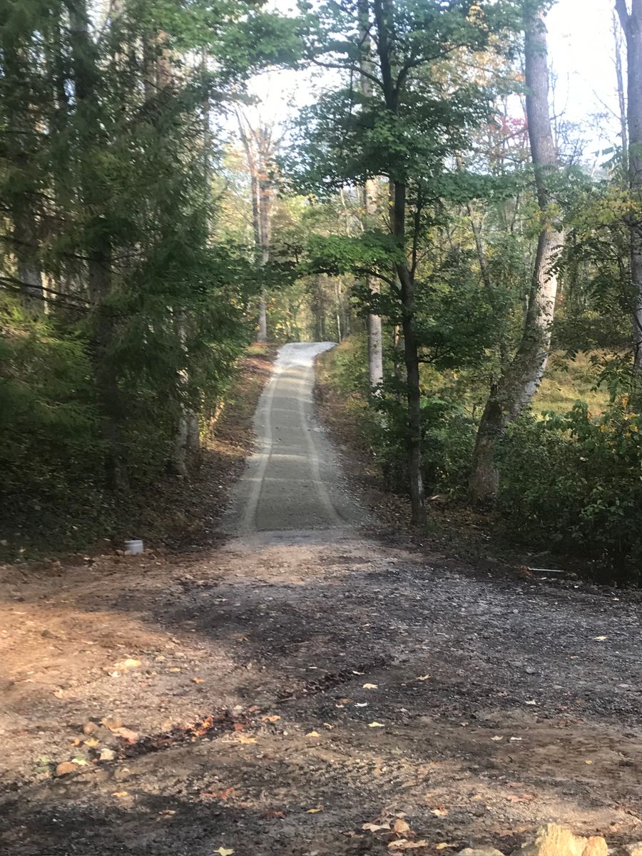 Driveway Regrading for 9999 Building and Renovation LLC in Warrenton, VA
