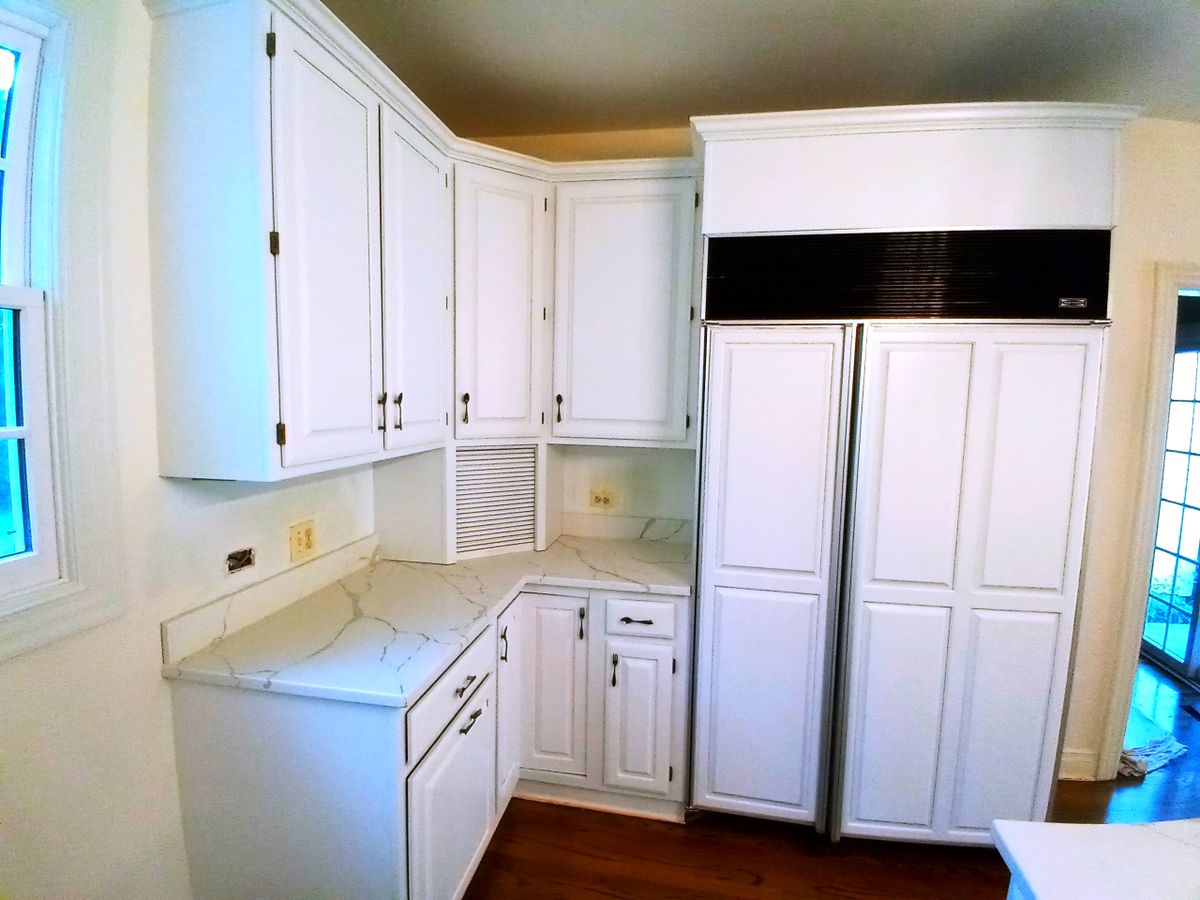 Kitchen and Cabinet Refinishing for Eagle Five Stars Painting in Brazos Valley, TX