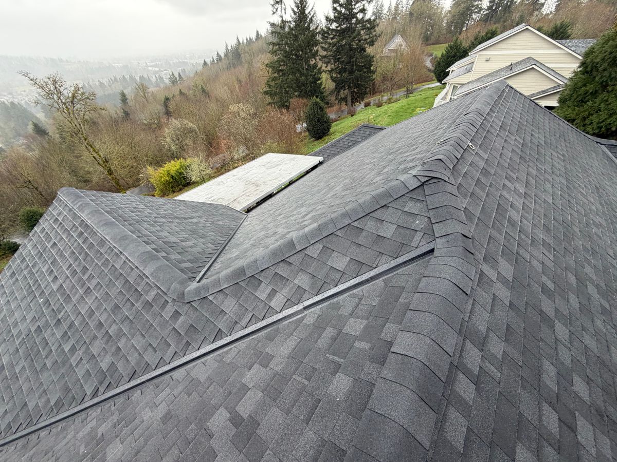 Roofing Installation for Rosas Pro Roof, LLC in Vancouver, WA