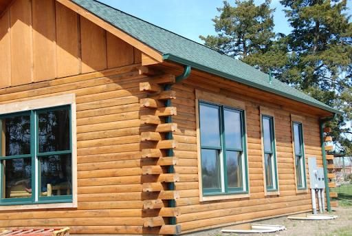 Siding & Roofing for Edgecomb Builders in Ottawa , KS