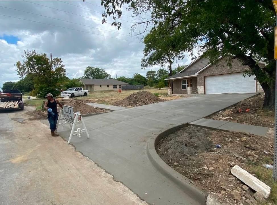 Concrete for Revival Remodeling and Roofing in Grapevine, TX