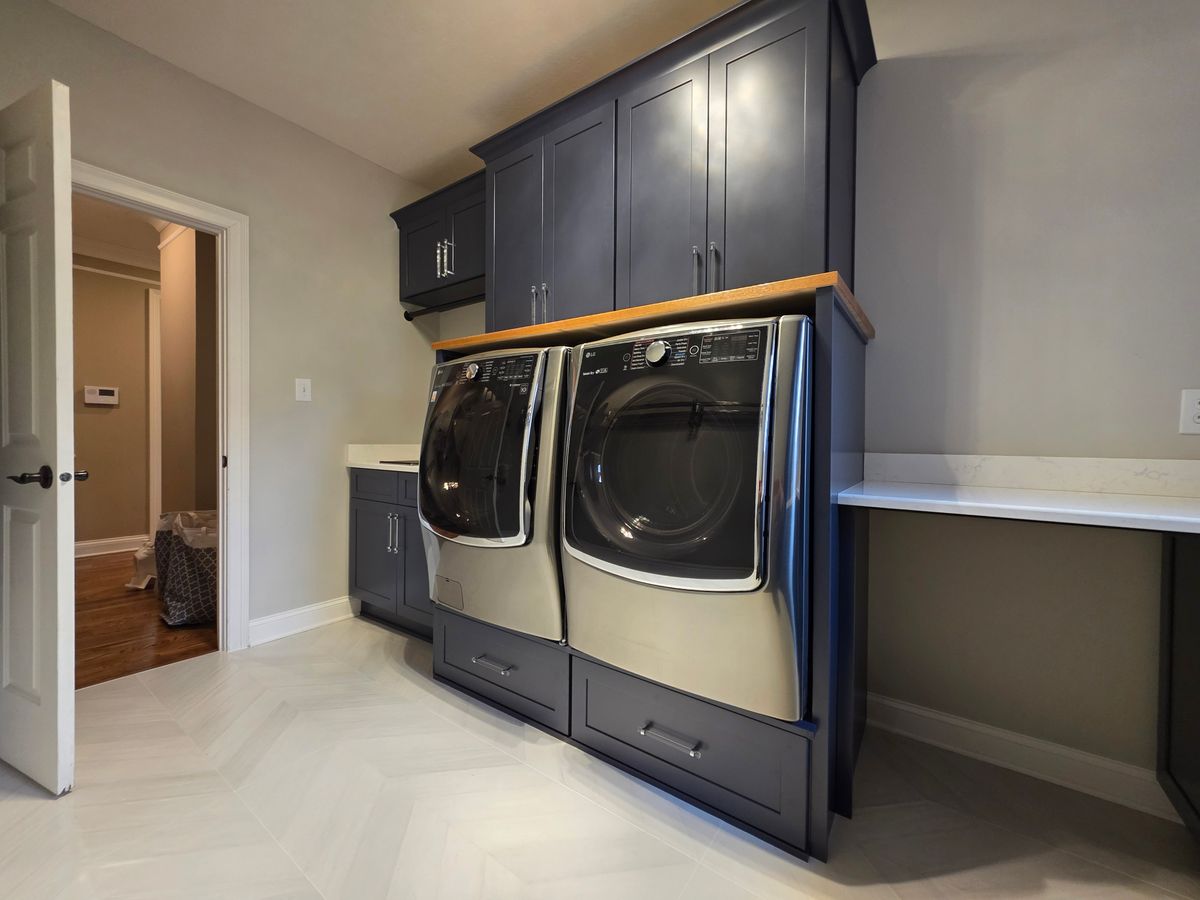 Laundry Rooms & Closets for The Handy Hubby LLC in Fishers, IN