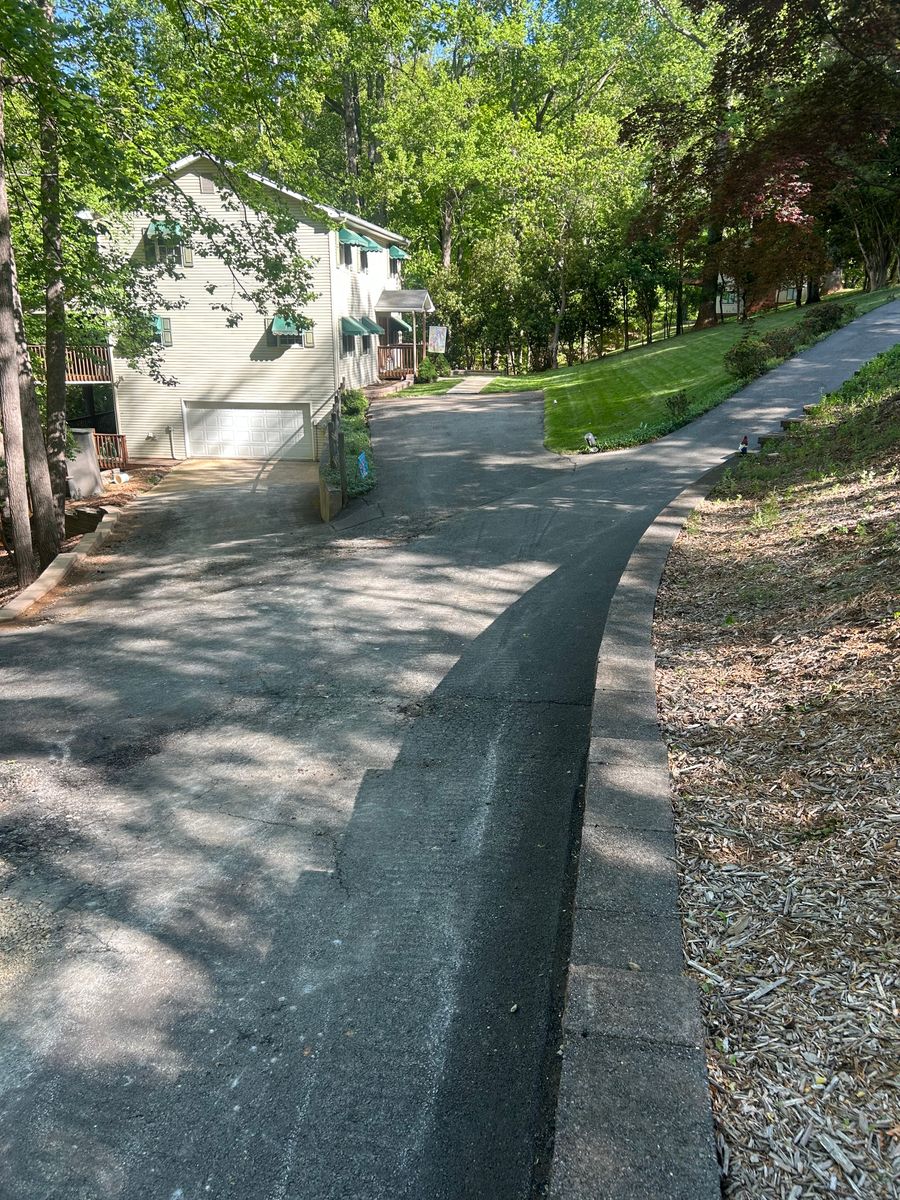 Asphalt Driveways for James R Carter Paving in Roanoke, VA