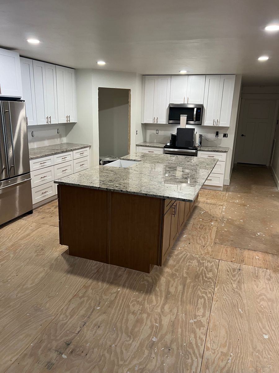 Kitchen Renovation for T. Owen Henshaw Construction in Chattanooga, TN