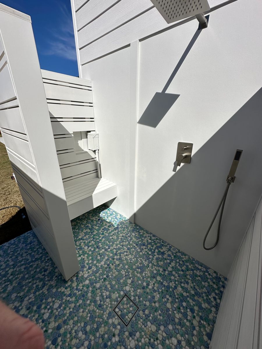 Outdoor showers for Southeastern Property Solutions in Wilmington, NC
