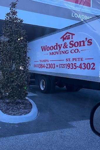 Commercial Moving for Woody & Sons Moving in Tampa, FL
