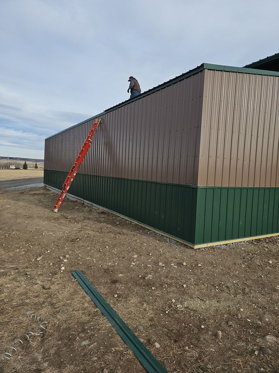 Pole Barn Construction for Blue Mountain Construction in Roundup, MT
