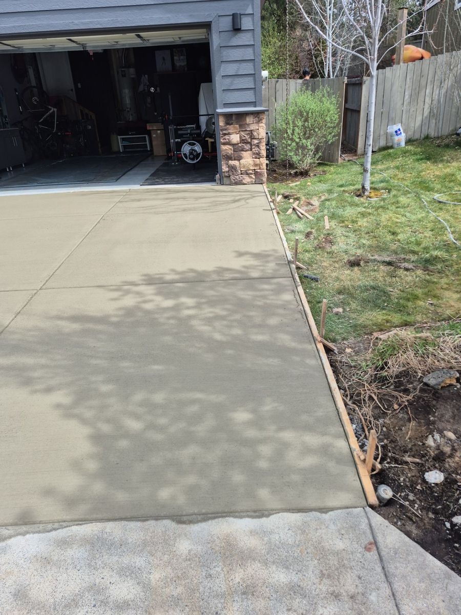 Concrete Slab Construction for TJR Concrete and Construction in Bend, OR