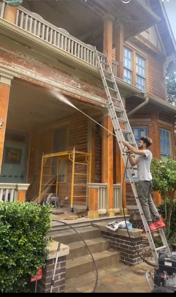 Powerwashing for GEOS Painting in New Braunfels, TX