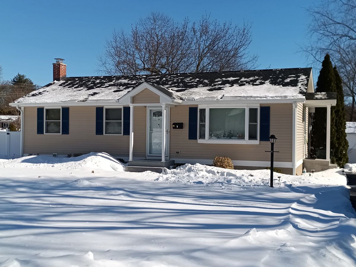 Siding installation for CT Eastern Builders in Stafford, CT