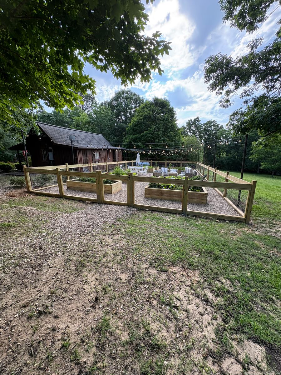 Deck Construction for Felts Solutions in Little Rock, AR