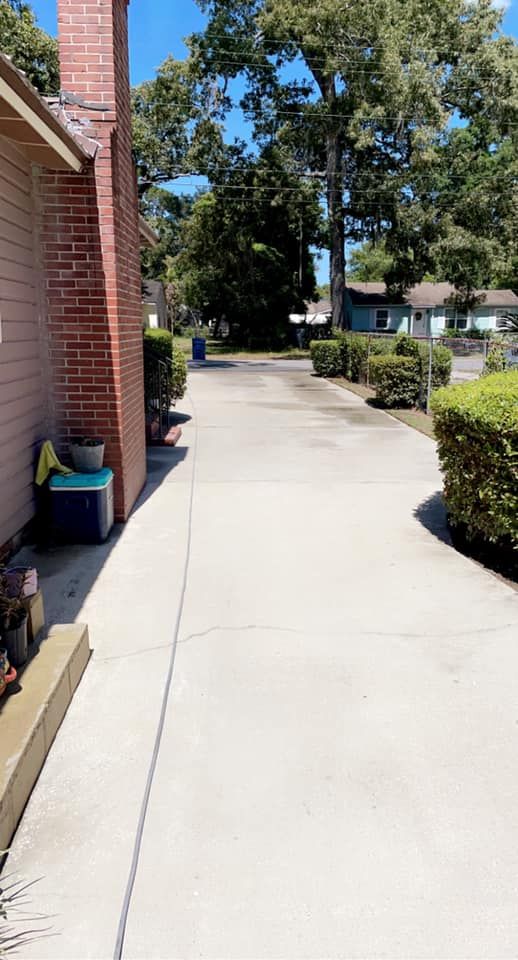 Concrete Cleaning for Mack Pressure Washing LLC in Savannah, GA