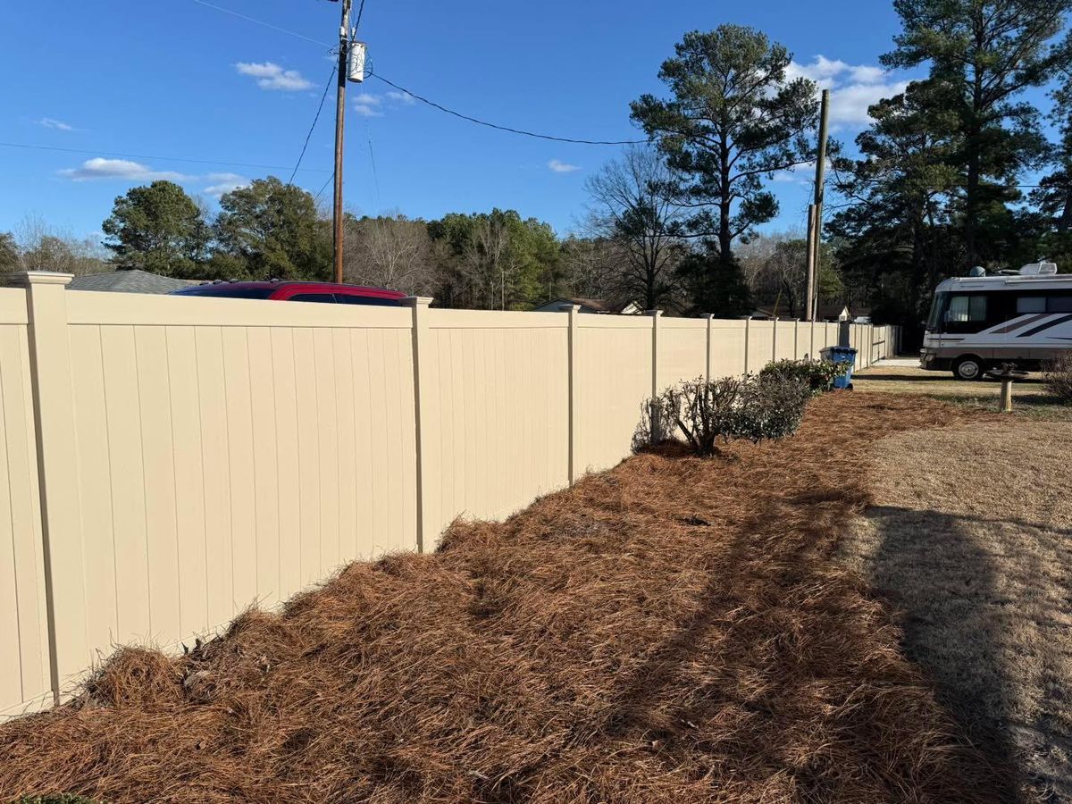 Specialty/Custom Fences for 4 In The Fire Fencing LLC in Darlington, SC