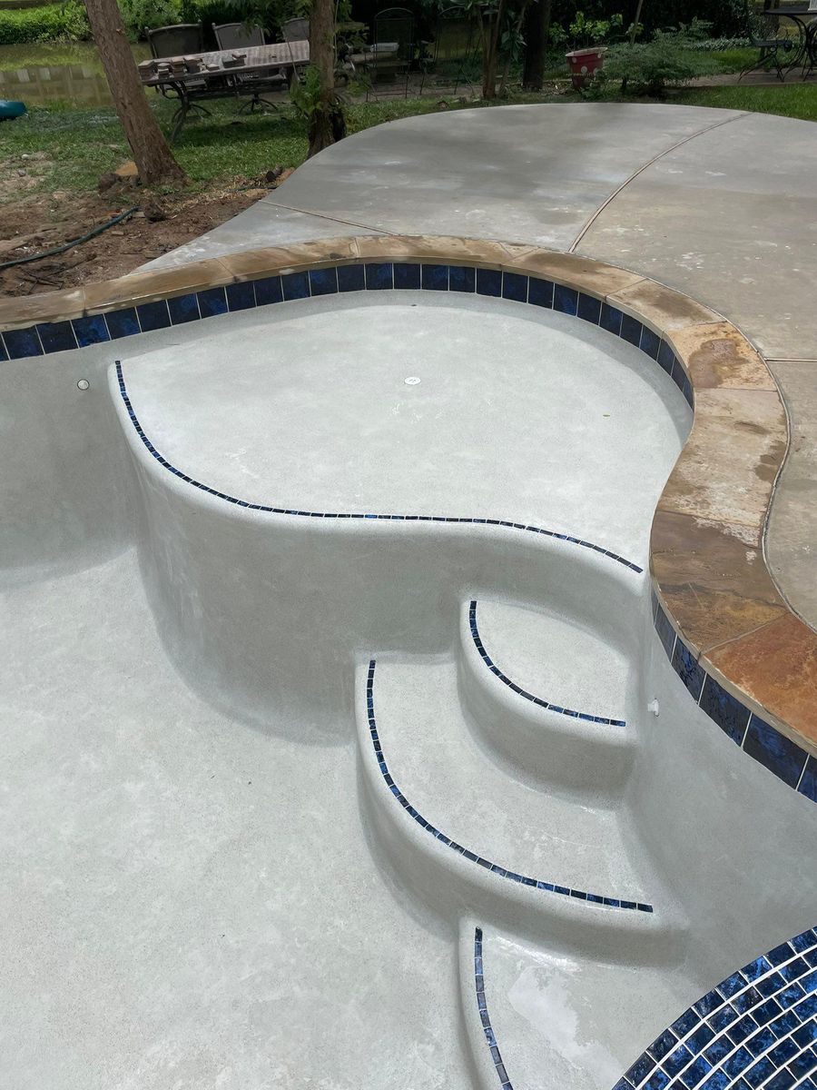 Custom Pool Construction for Azteca Pool Construction LLC in Houston, TX