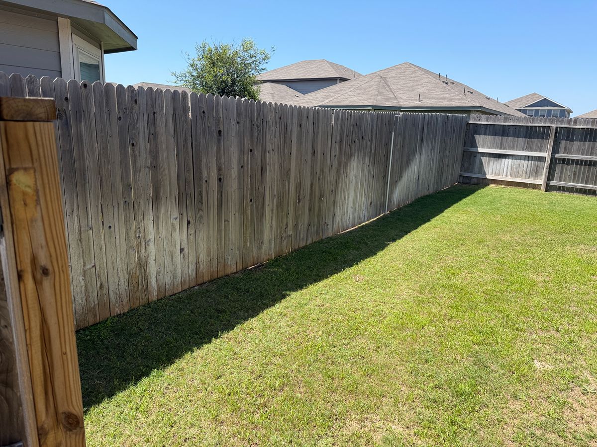Fence Installation for HDR Construction in New Braunfels, TX