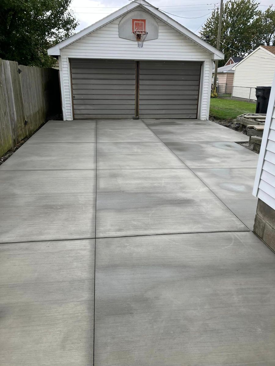 Porch Installation for D.R. Concrete  in Lincoln Park, MI