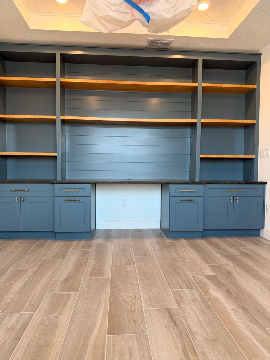 Built Ins for MJ'S TRIM INC. in Orlando, FL