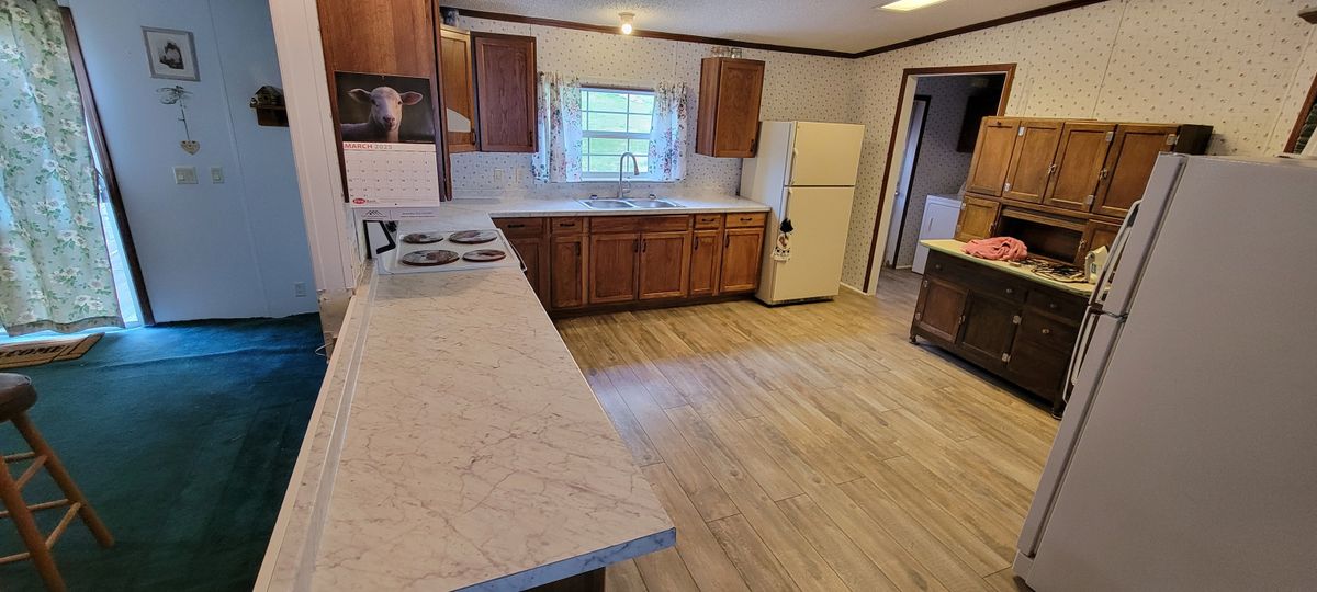 Carpentry for Middle Man Construction in Fall Branch, TN