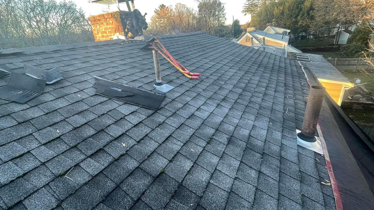 Roofing Repairs for SKYLINE ROOFING & SIDING SERVICES INC in Milford, MA