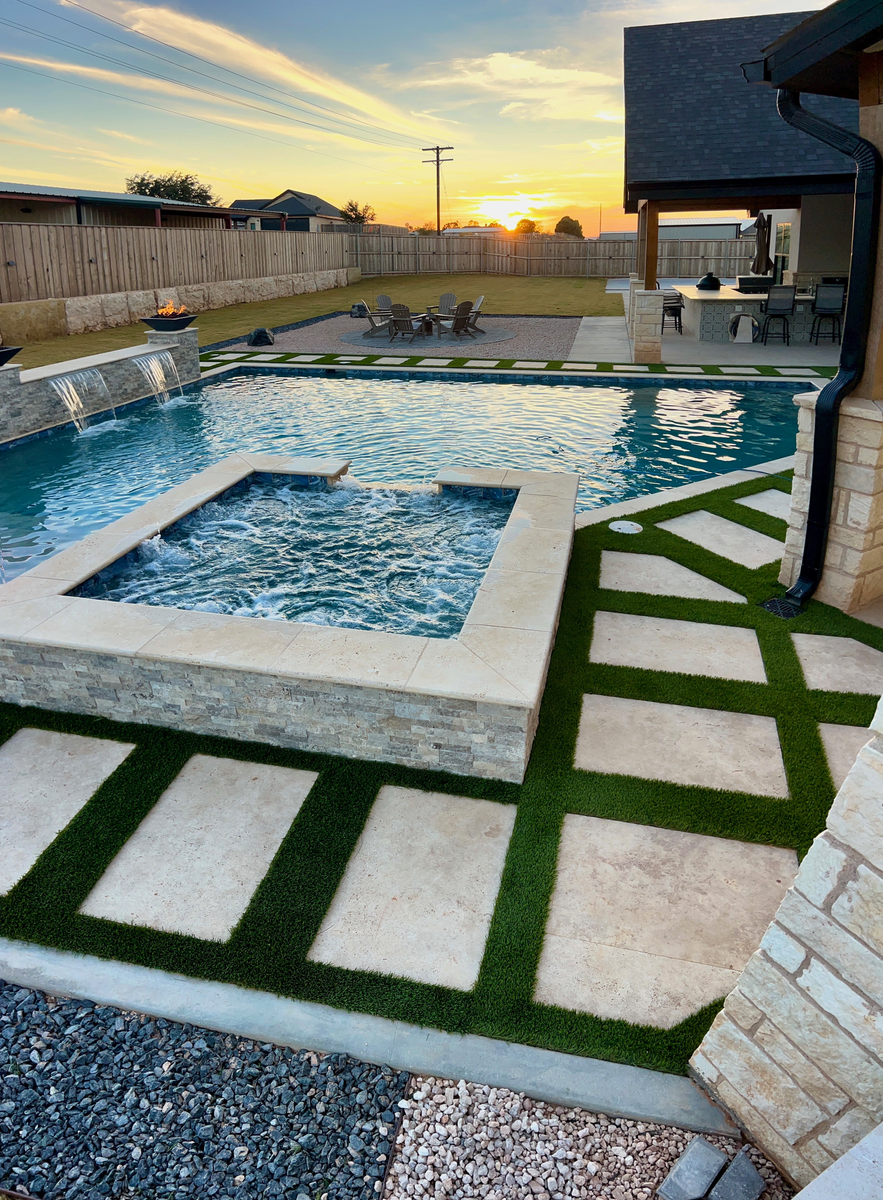 Landscape Design for Stone's Tree Services and Landscaping in Midland, TX