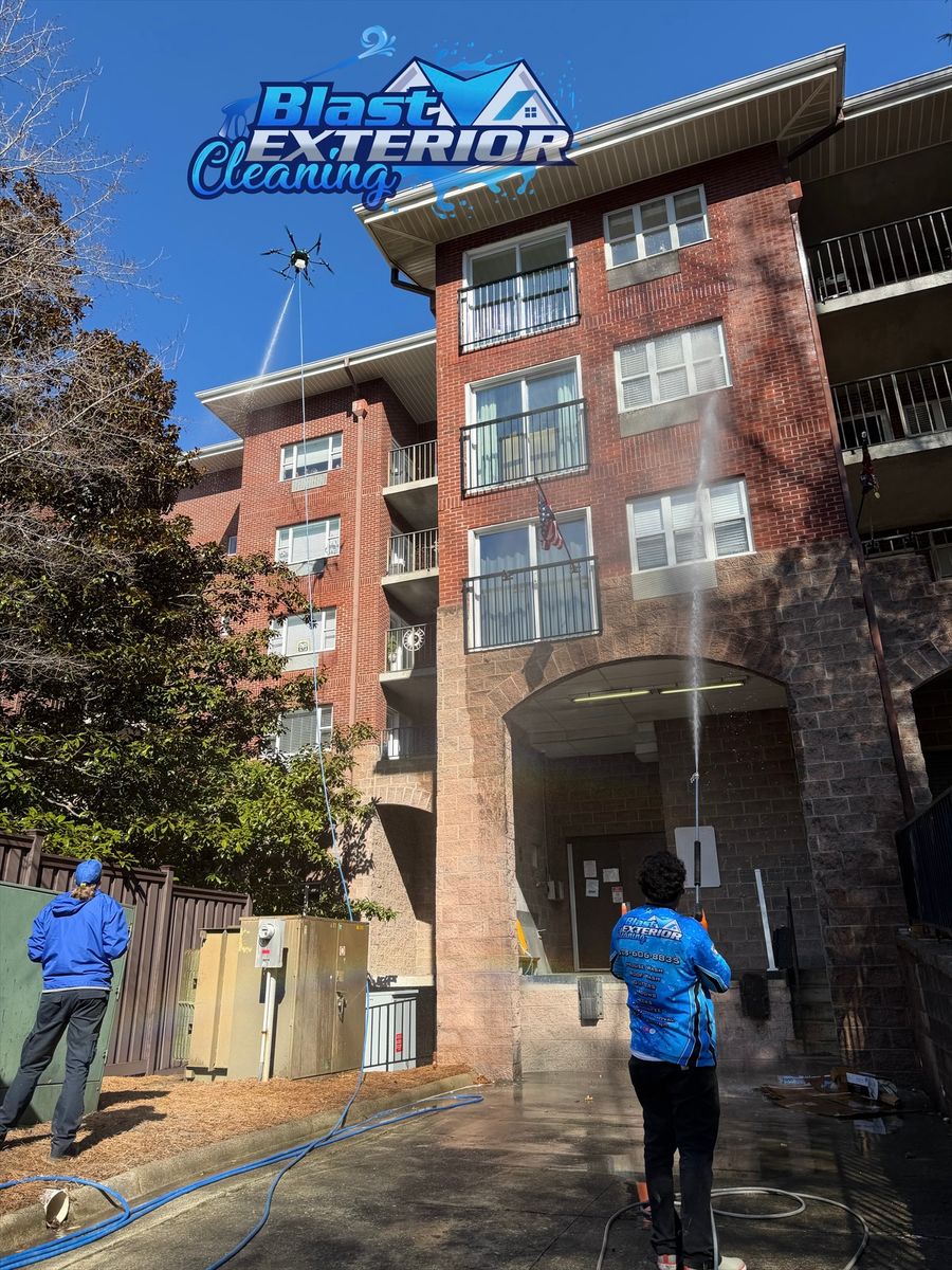 Gutter Cleaning for Blast Exterior Cleaning in  Hendersonville, NC