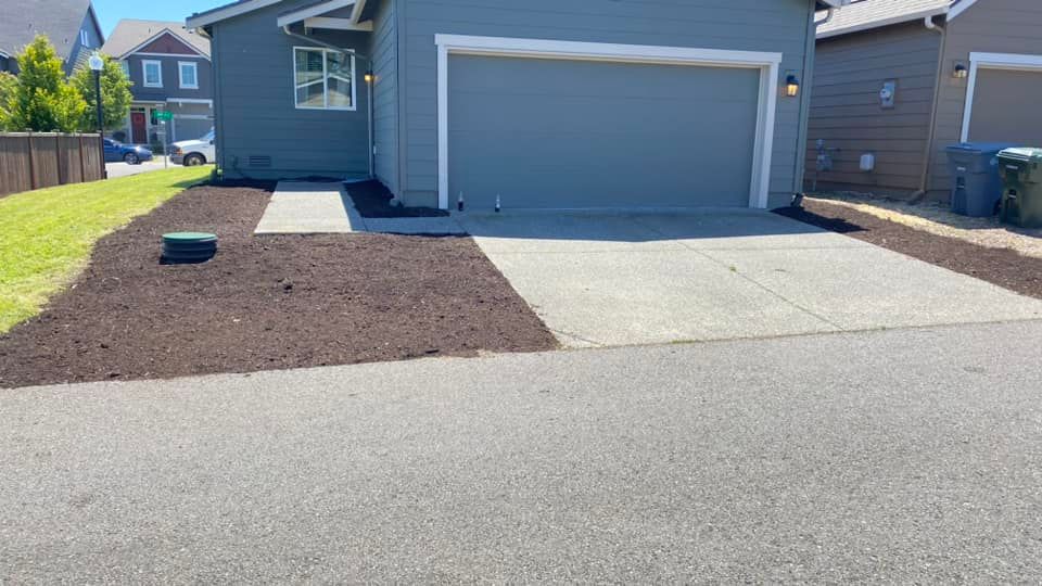 Fall Clean Up for Family Landscaping & Irrigation in Auburn, WA