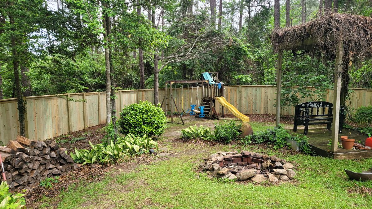 Commercial Fencing Services for Pine Belt Fence in Hattiesburg, MS
