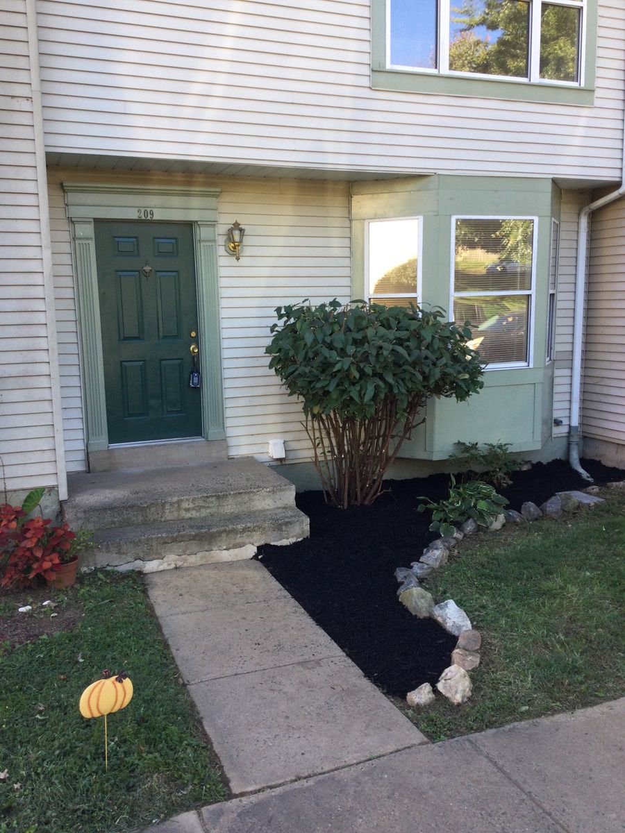 Landscaping for Mountainside Property Services LLC in Warrenton, VA, Warrenton, VA