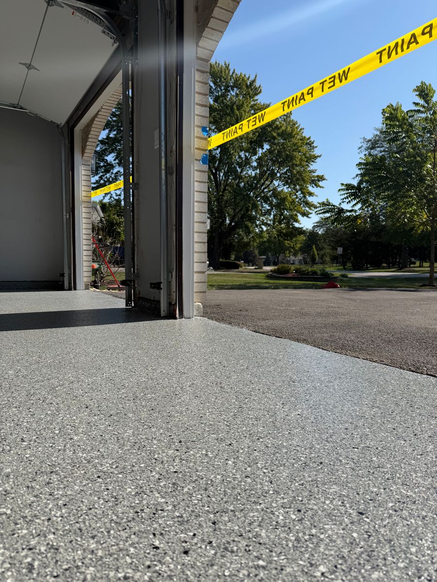 Epoxy for Lakeside Garage Floors in Chicago, IL