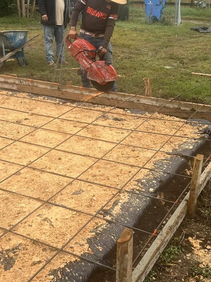 Day Laborer Hourly Rates for King Services in Seguin, TX