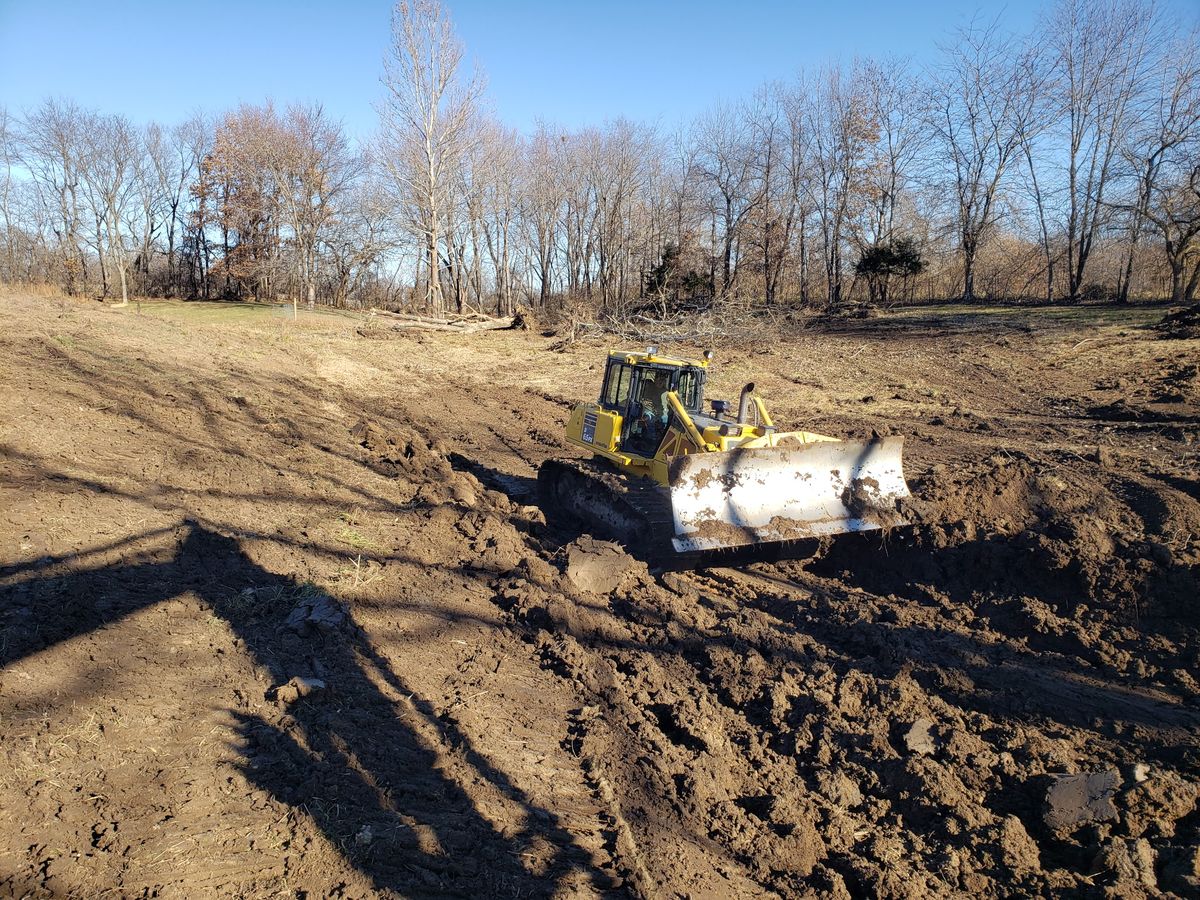 Land Clearing & Demolition for BDS Trucking & Excavating in Litchfield, IL