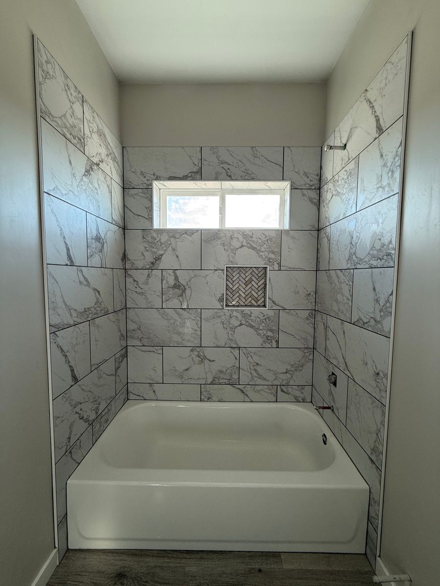 Shower Tiling for C&N Flooring Solutions LLC in Chino Valley, AZ