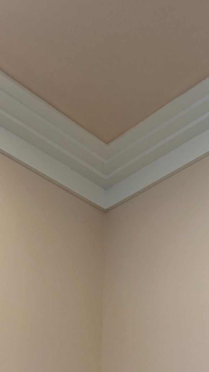 Crown Molding for Rich Construction Services in Parrish, FL