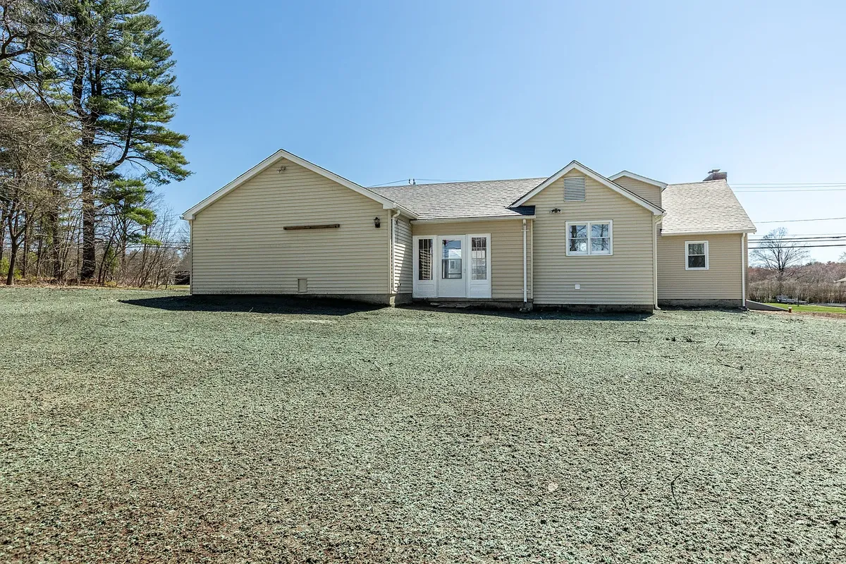 Under Contract: 419 Main St, Somers, CT 06071 for Nelson Foss - Realtor in South Windsor, CT