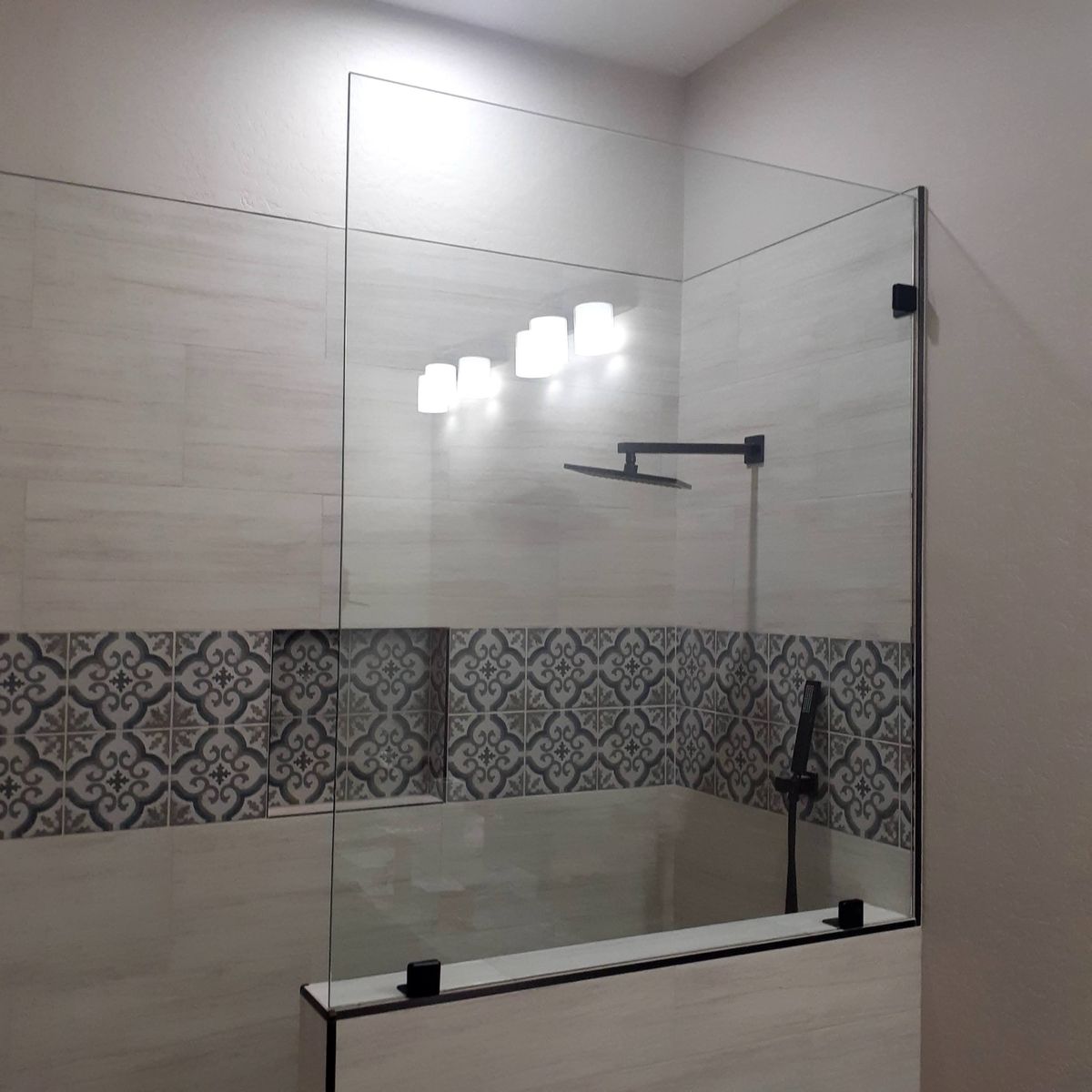 Shower Glass Installs for Maricopa Glass in Phoenix, AZ