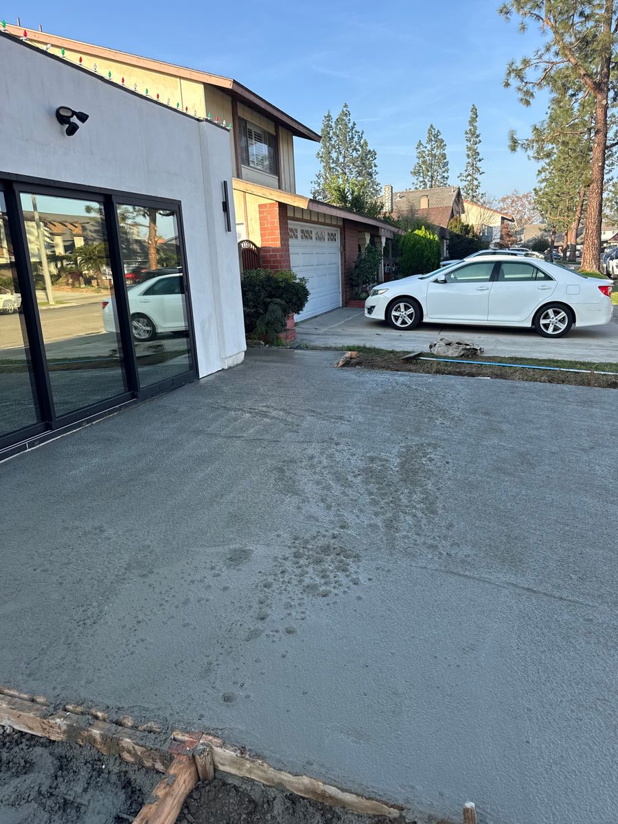 Concrete Sidewalk Installation for 4 Seasons Concrete Inc. in Gardena, CA