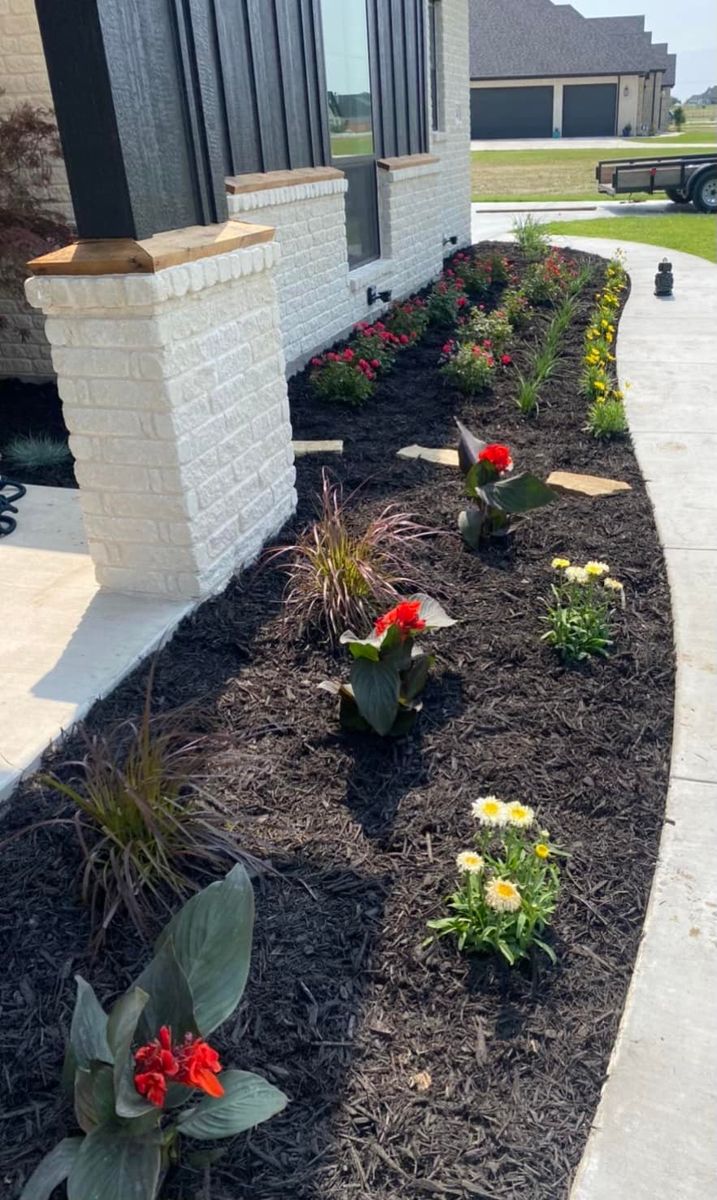 Mulch Installation for L & L Yard Services in Weatherford,  TX