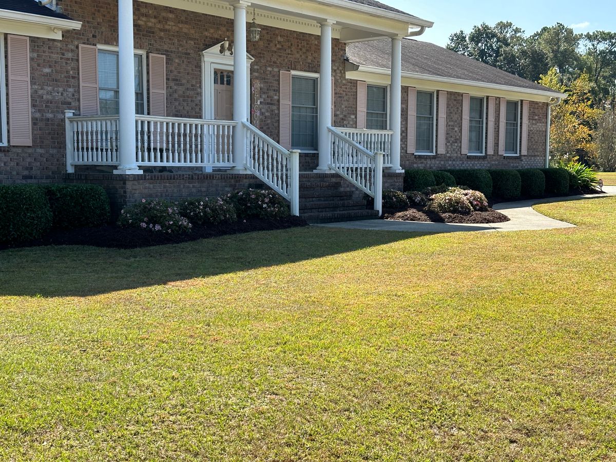 Fall Clean Up for Nature Tones Landscaping & Hardscaping in Hampstead, NC