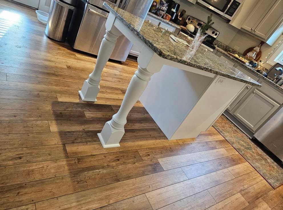 Flooring for MTR Contracting LLC in Robbins, NC