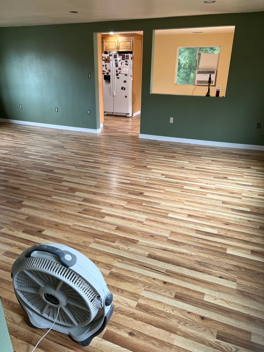 Flooring for Elk Creek Construction  in Stanfield, OR