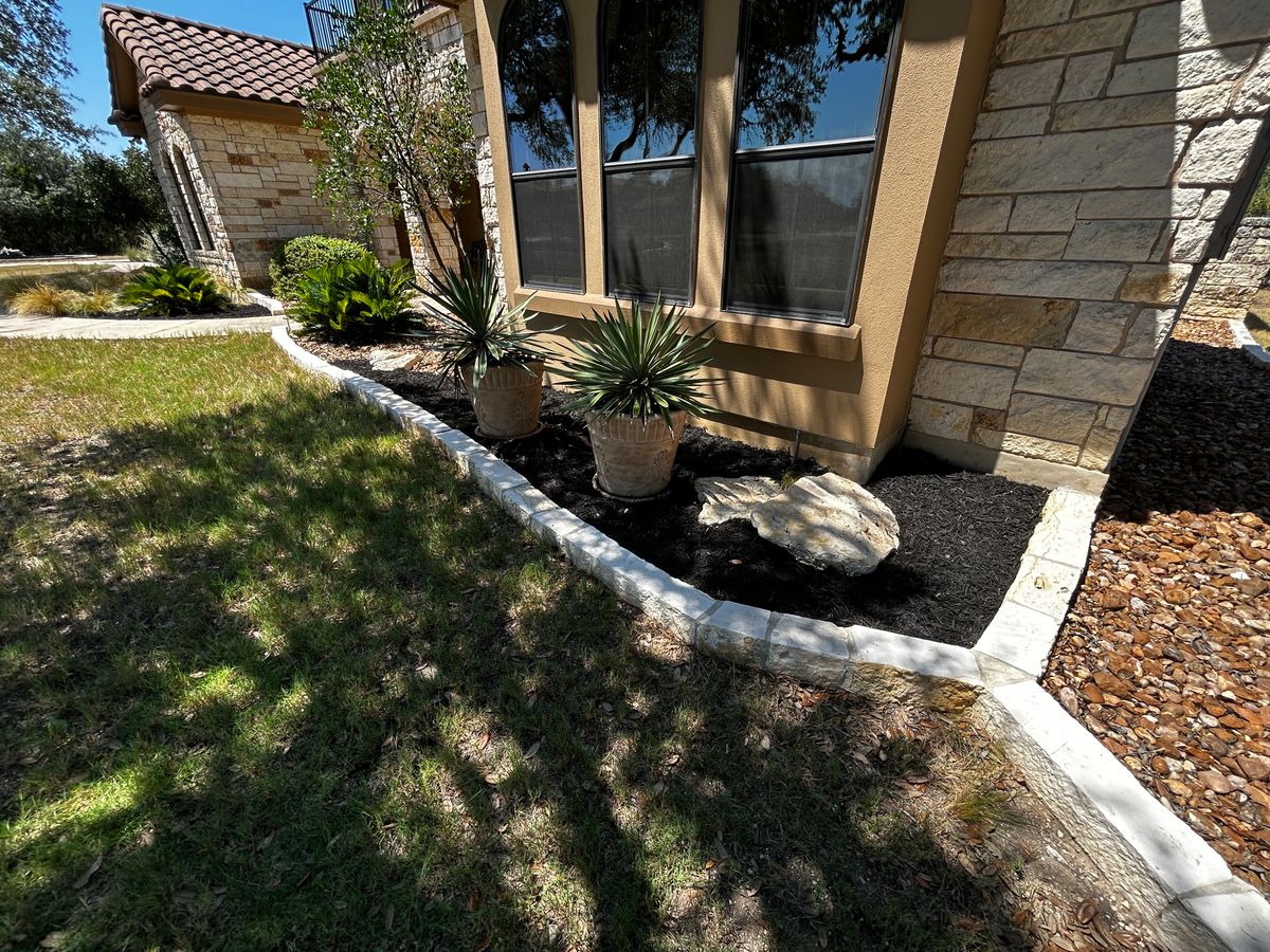 Flower Beds for Good and Green Landscaping in Canyon Lake, TX