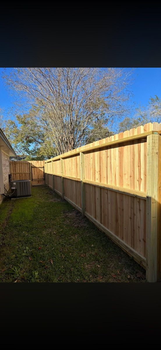Fencing for Gordon’s Construction and Remodeling Group in Houston, TX