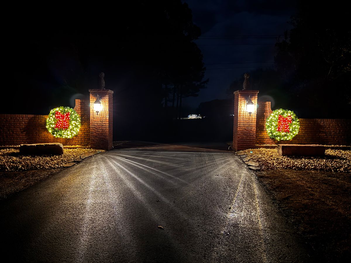 Christmas Lights for FunderFlow Commercial and Residential Pressure Washing Inc in Tupelo, MS