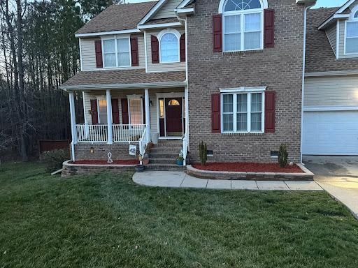 Mowing for Robbie's Lawn & Landscape in Chesterfield, VA