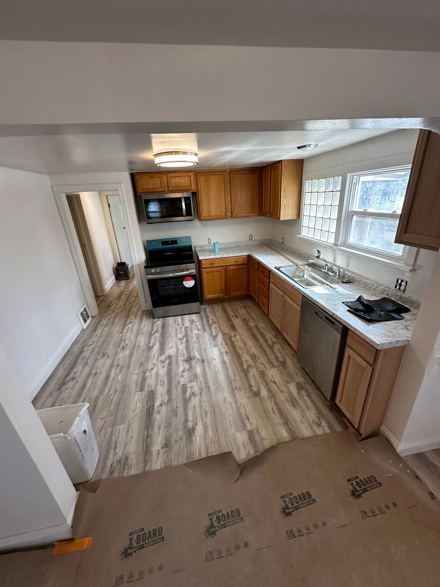 Floating Laminate, Wood, & Tile Installation for Happy Home Projects Co-op in Lakewood, CO