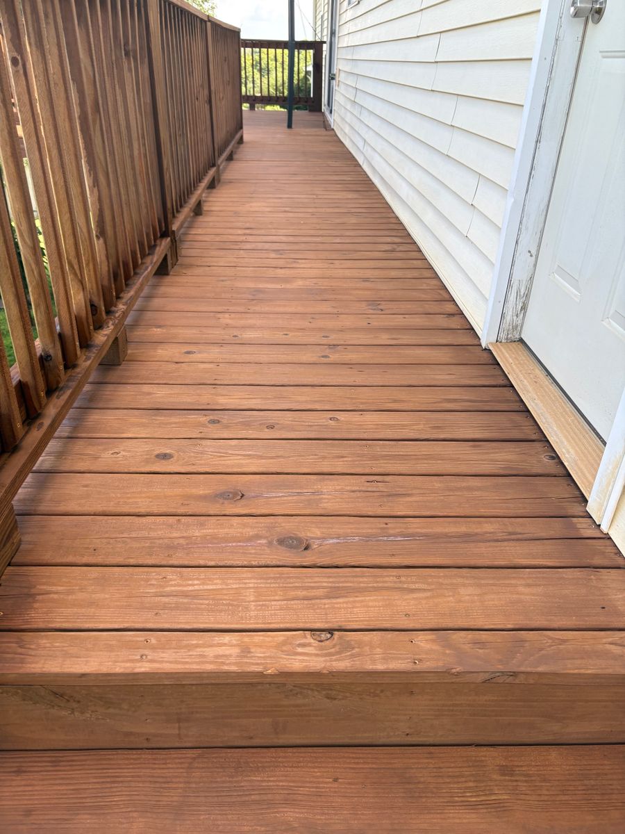 Stain Decks for NXT Generation Painting in Cookeville, TN